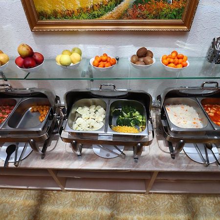 Lotte Palace Dushanbe Bagian luar foto