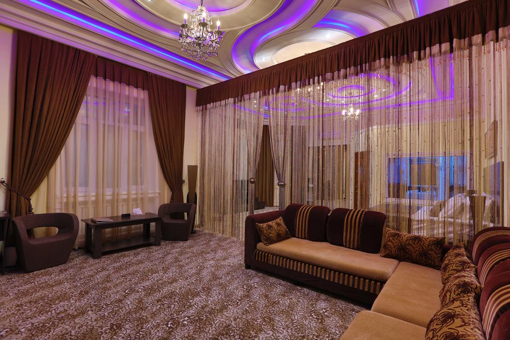 Lotte Palace Dushanbe Bagian luar foto