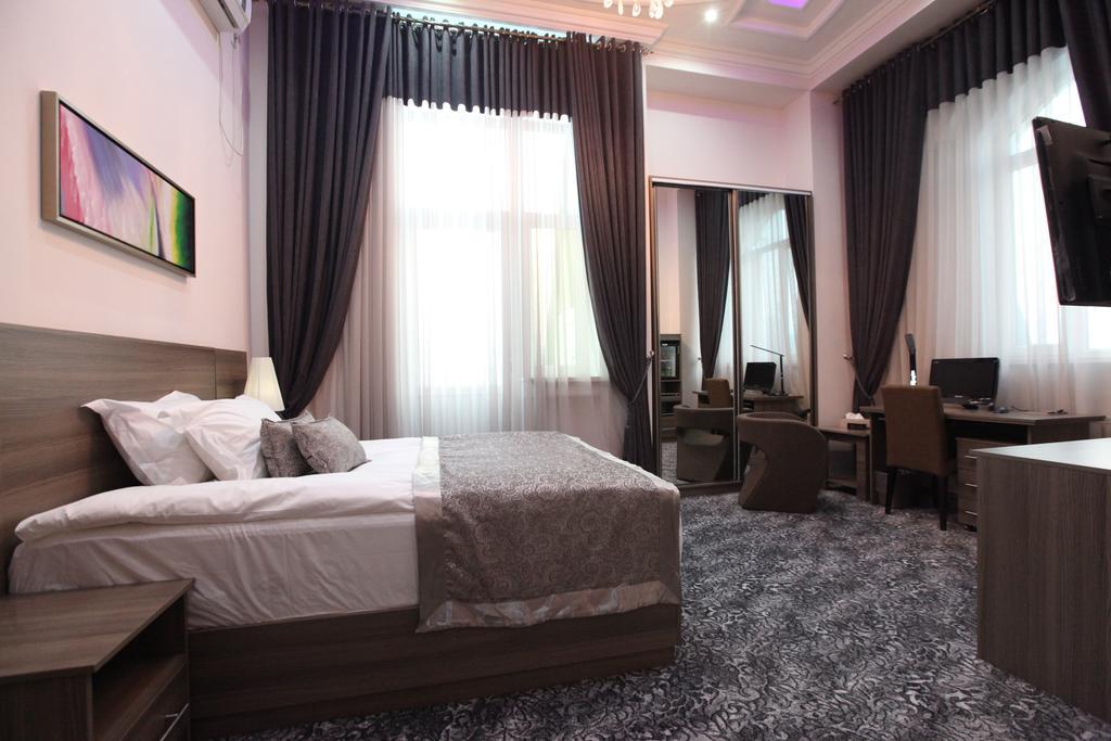 Lotte Palace Dushanbe Bagian luar foto