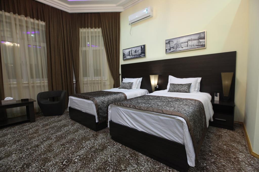Lotte Palace Dushanbe Bagian luar foto