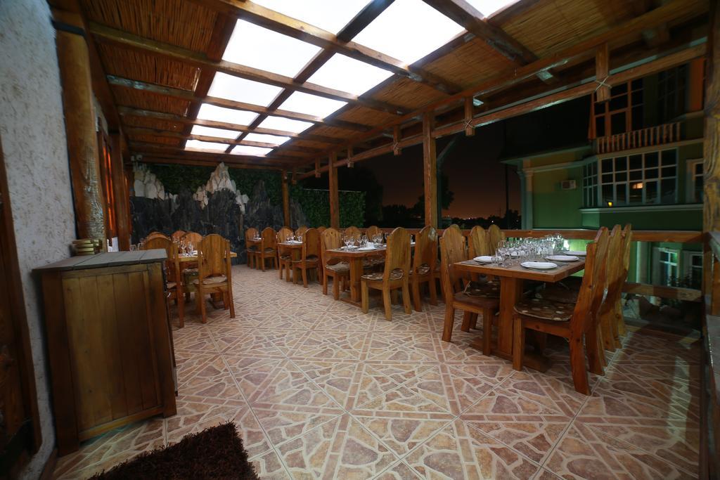 Lotte Palace Dushanbe Bagian luar foto