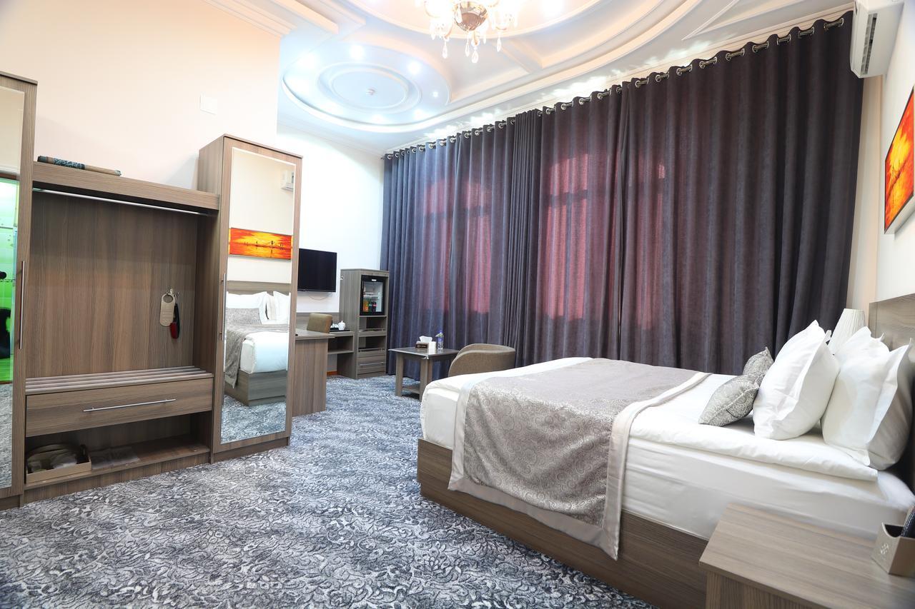 Lotte Palace Dushanbe Bagian luar foto